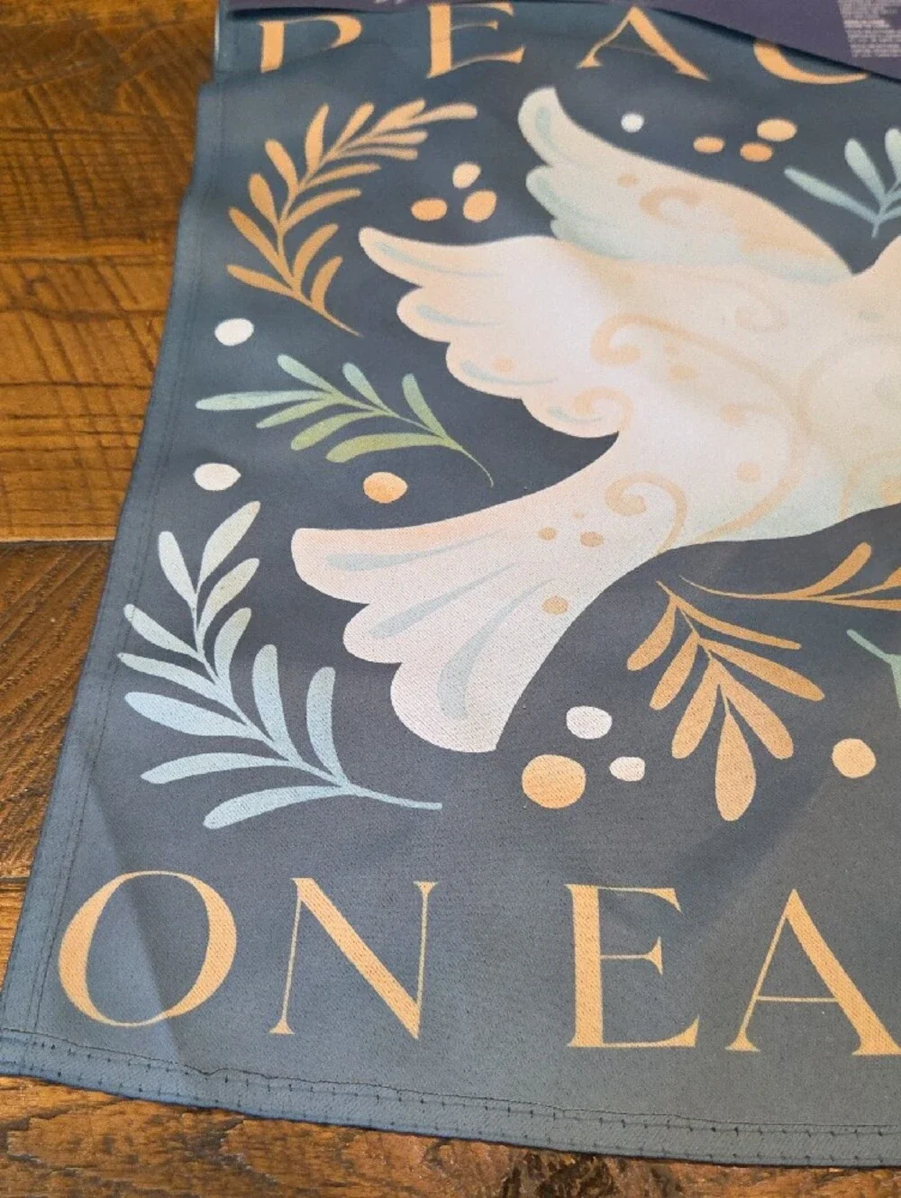 Style & Co. Dove and Foliage Garden Flag - Blue, White, Gold